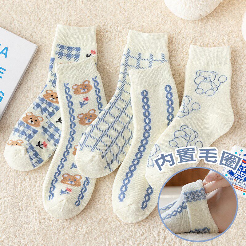 蓝色小熊袜子女中筒春秋季可爱网红款潮ins冬天加厚保暖毛圈长袜属于什么档次？