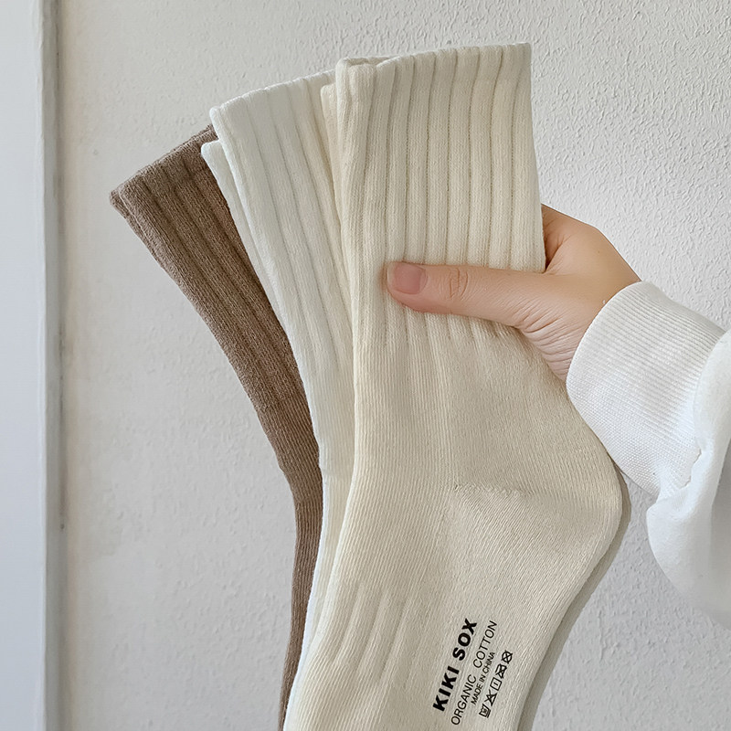 여성용 양말 봄 여름 중반 송아지 양말 흰색 수건 바닥 2022 새로운 면화 스포츠 뼈없는 스타킹 스타킹