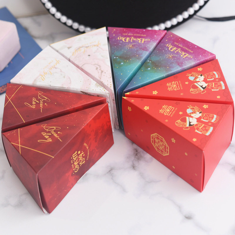 结婚彩印喜糖盒创意浪漫韩式糖果礼盒大号三角蛋糕糖盒子婚礼纸盒