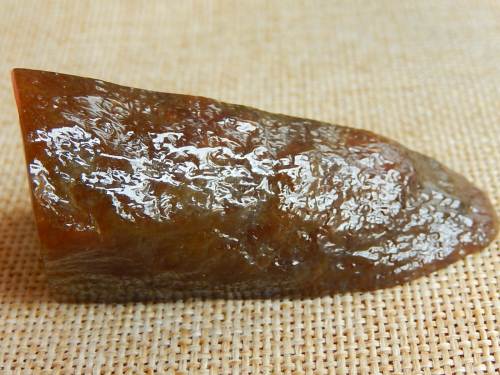 缅甸A货翡翠大马坎黄翡蓝水挂件