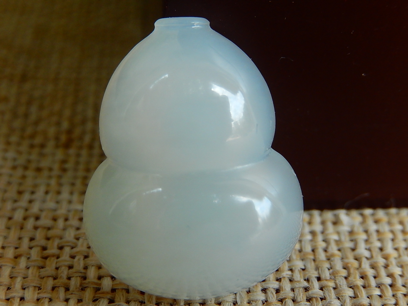 缅甸天然A货翡翠冰糯种葫芦吊坠