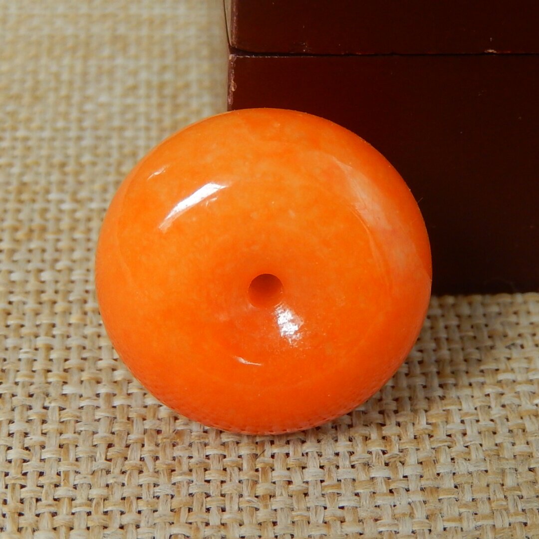 缅甸A货翡翠原石明料玉石毛料冰糯种满色红翡平安扣挂件吊坠V1165