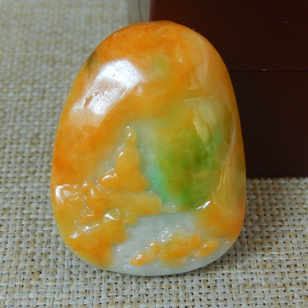 缅甸A货翡翠原石半明料玉石毛料大马坎黄加绿无相佛牌子挂件K9494