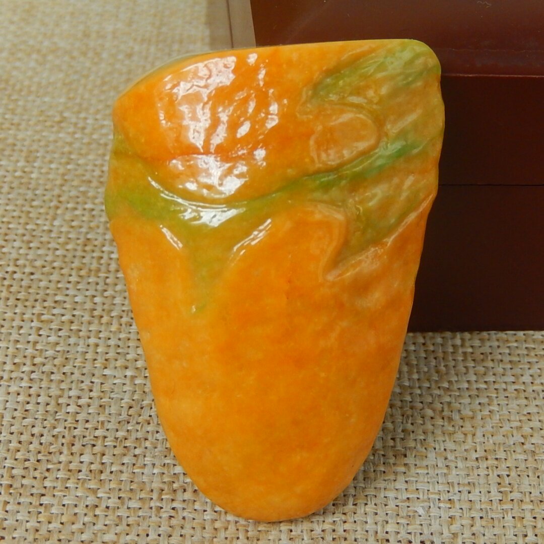 缅甸A货翡翠原石半明料玉石毛料大马坎黄加绿料子边角料挂件K9750