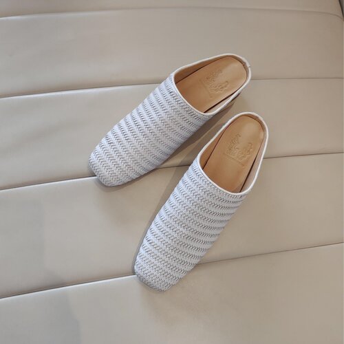 白色6cm简约编织穆勒拖