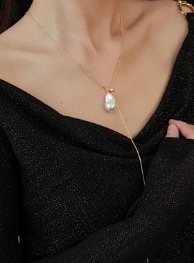 松弛美学｜复古巴洛克珍珠毛衣链