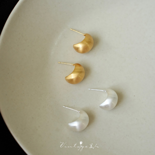 「慵懒周末」法式 耳夹 高级简约C形百搭通勤小巧拉丝磨砂金银耳钉