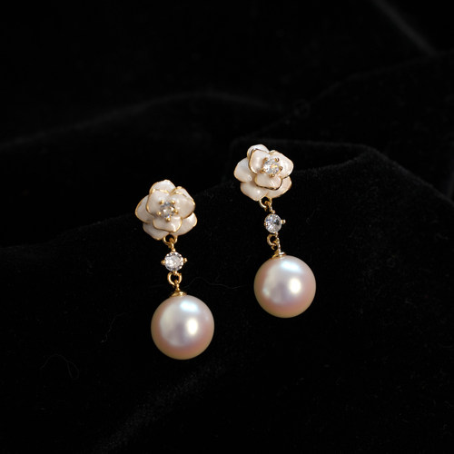 冰雪山茶花~粉光珍珠耳环