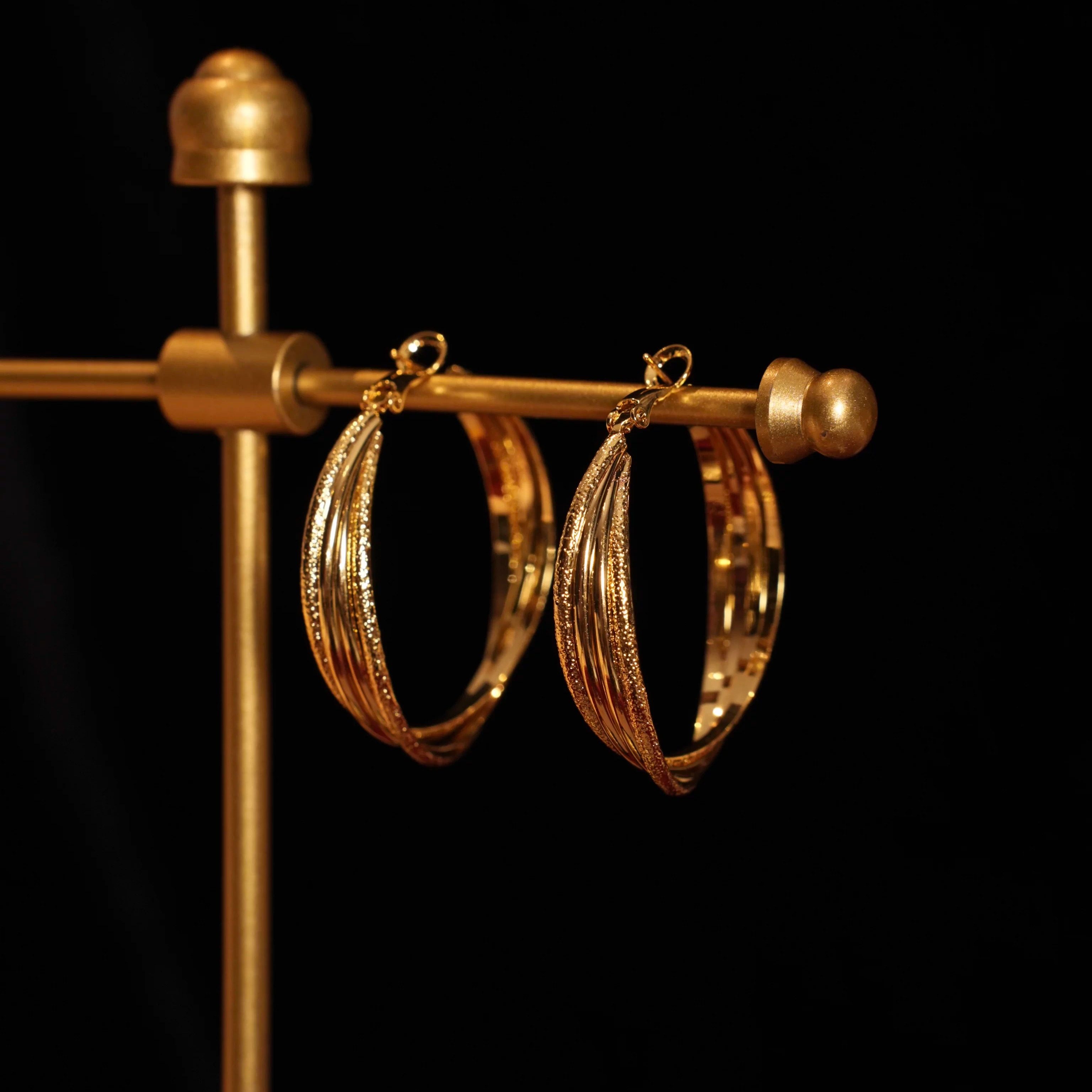 「布鲁克林舞池」经典法式复古百搭高级感扭曲大圆环耳圈耳环耳夹,饰品/流行首饰/时尚饰品新,耳环,淘宝优惠券,粉丝福利购,淘宝优惠卷