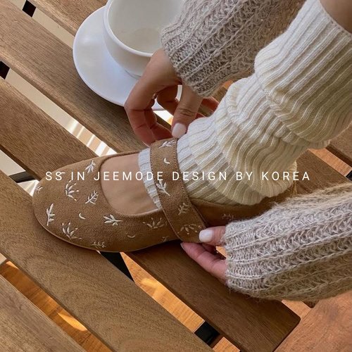 韩系刺绣加绒玛丽珍芭蕾舞棉鞋女