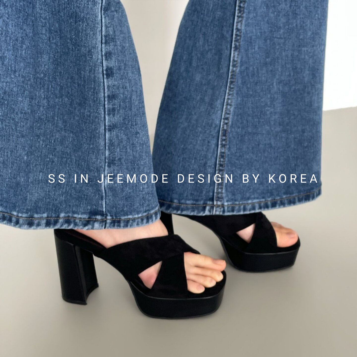 小池在首尔26年夏季新款法式性感露趾粗跟一字拖外穿高跟凉拖鞋女