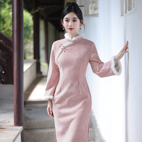 秋冬Long Cheongsam Chinese Qipao dress旗袍粉色复古新中式2025
