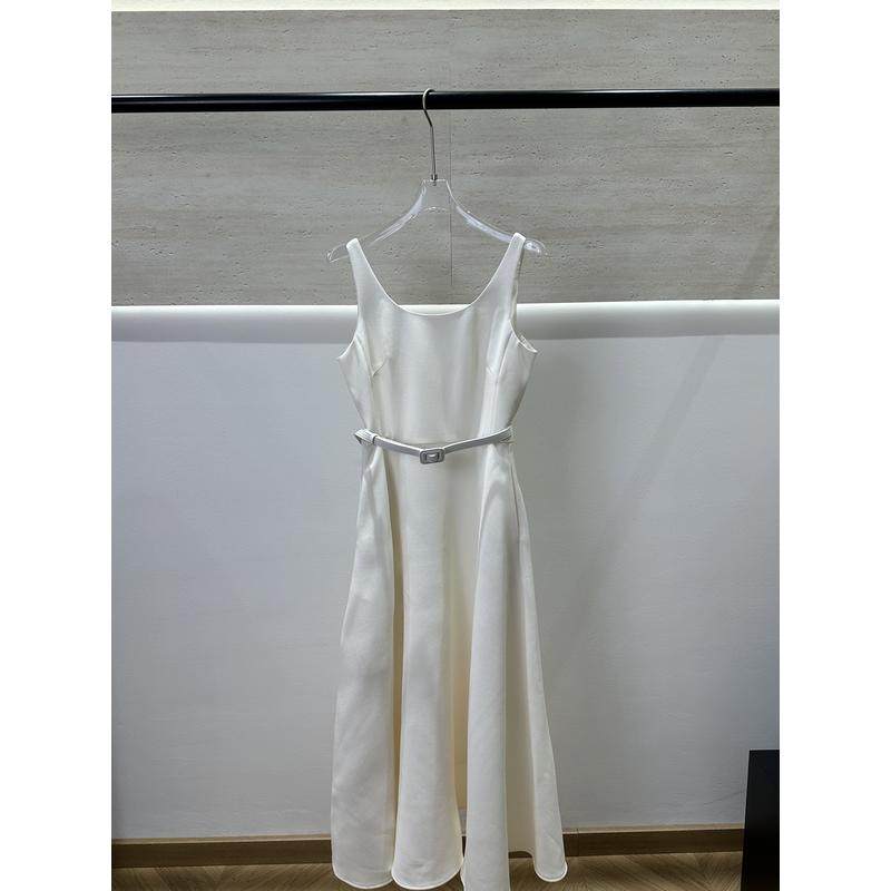 气质白温柔显贵收腰双色吊带连衣裙,女装/女士精品,连衣裙,淘宝优惠券,粉丝福利购,淘宝优惠卷