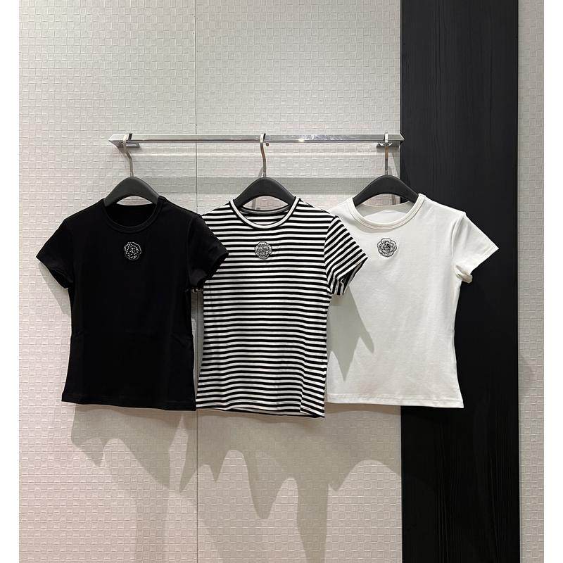 减龄百搭条纹钉珠刺绣花朵装饰正肩T恤,女装/女士精品,T恤,淘宝优惠券,粉丝福利购,淘宝优惠卷