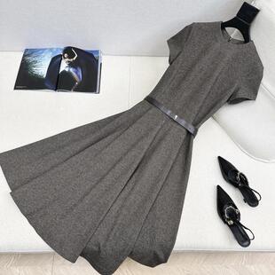 复古格纹长款伞状大裙摆收腰短袖连衣裙