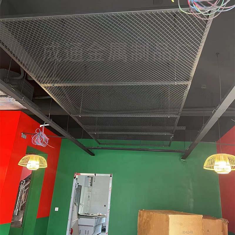 定制菱形网格片铁艺网吊顶工业风隔断墙镂空屏风装饰钢板丝网天