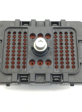 卡特C9.3发动机86针电脑板控制器插头DRCP28-86SB