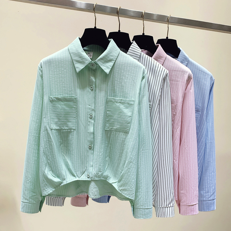 宽松韩版单排扣长袖衬衣