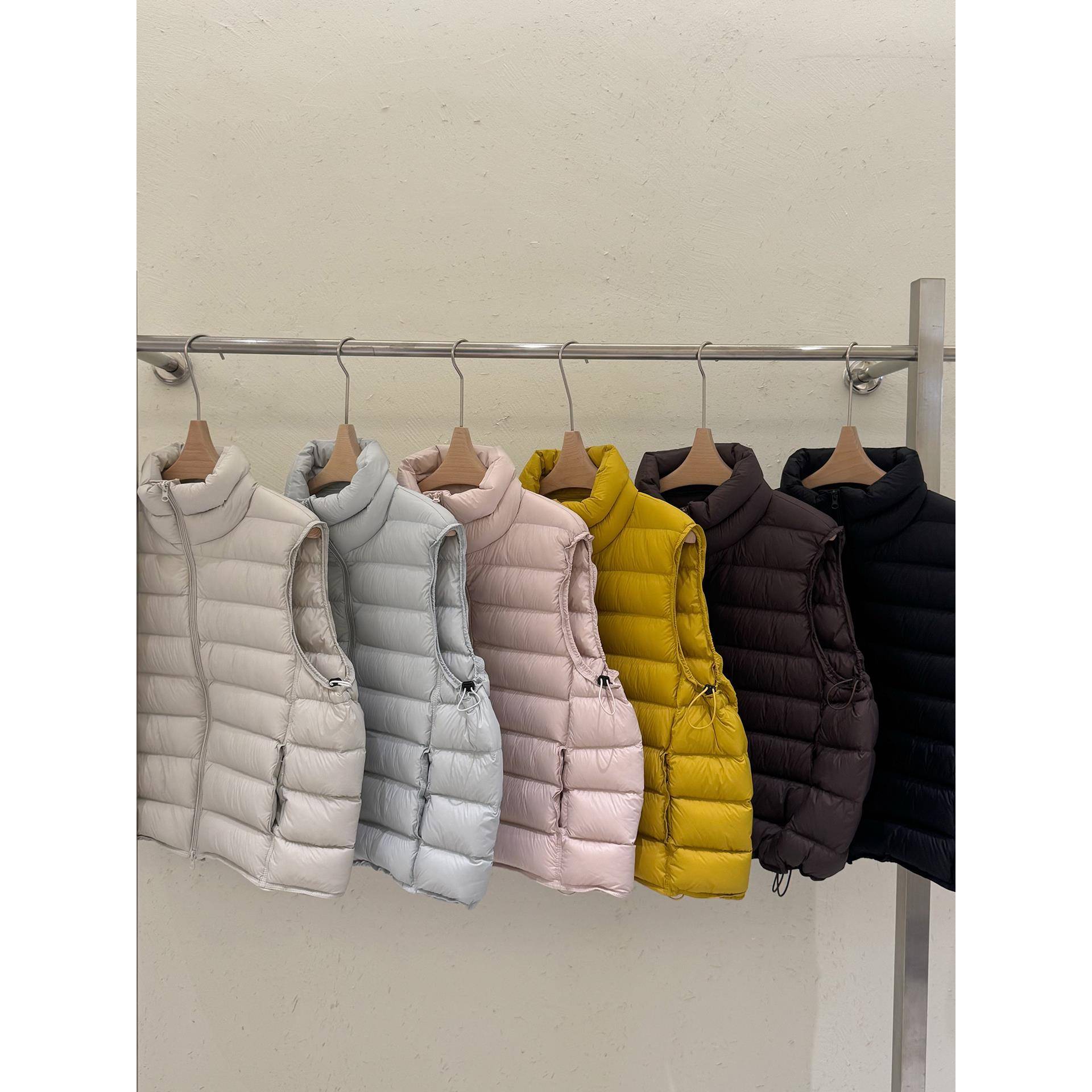 韩版立领排骨羽绒服马甲女2025爆款宽松超好看90白鸭绒短款外套潮