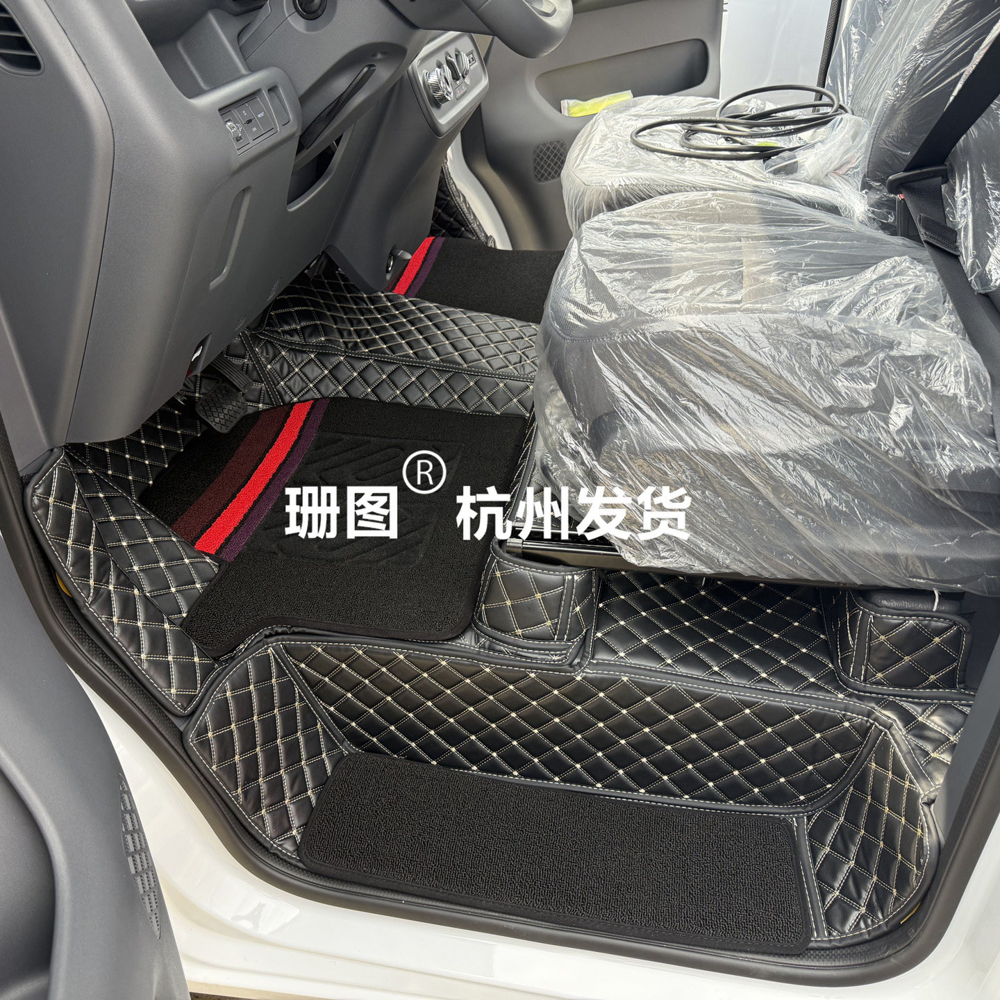 依维柯领胜V100电动轻客脚垫