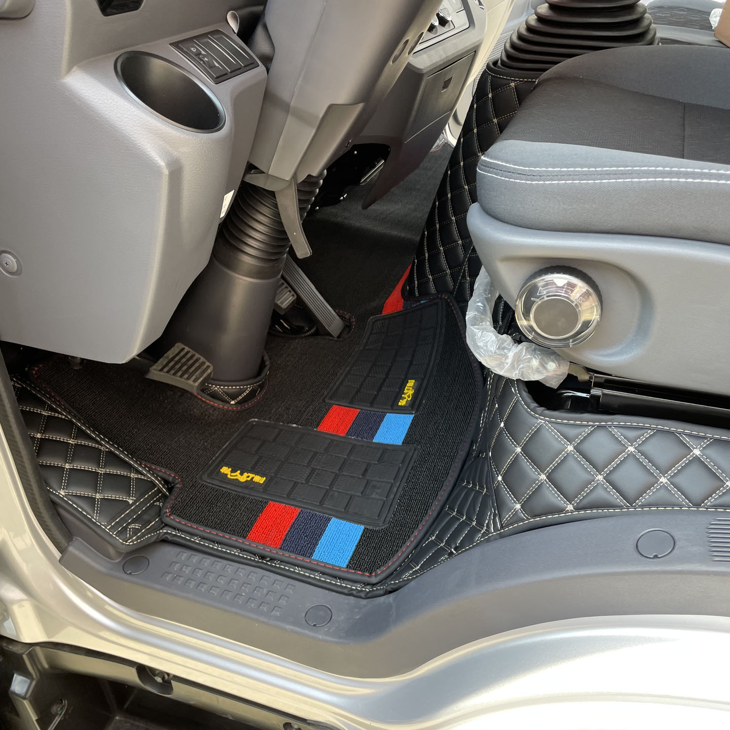 蓝擎龙N7新后浪瀚全包围脚垫