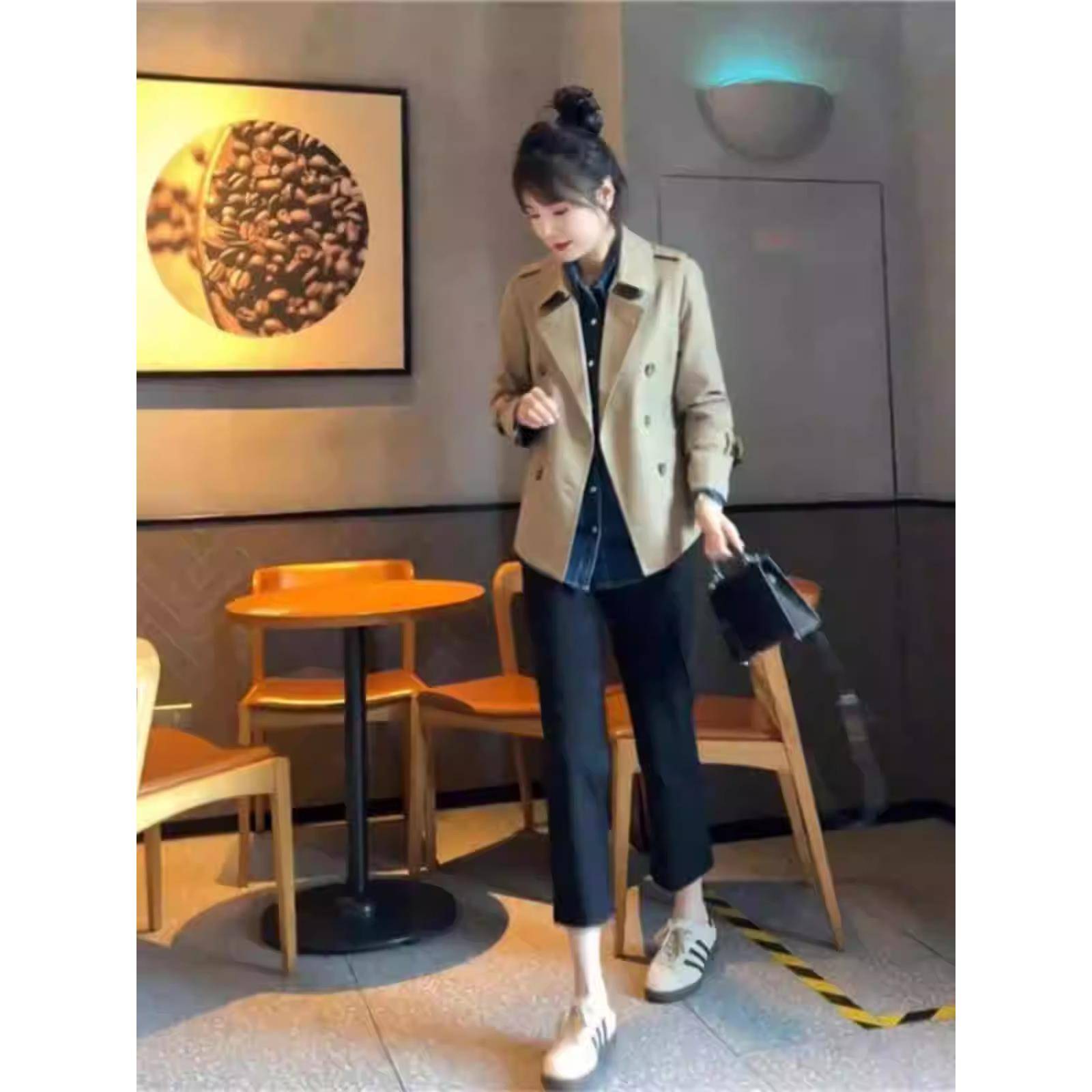 法国ASW卡其色双排扣风衣外套女春秋今年流行小个子休闲短款上衣