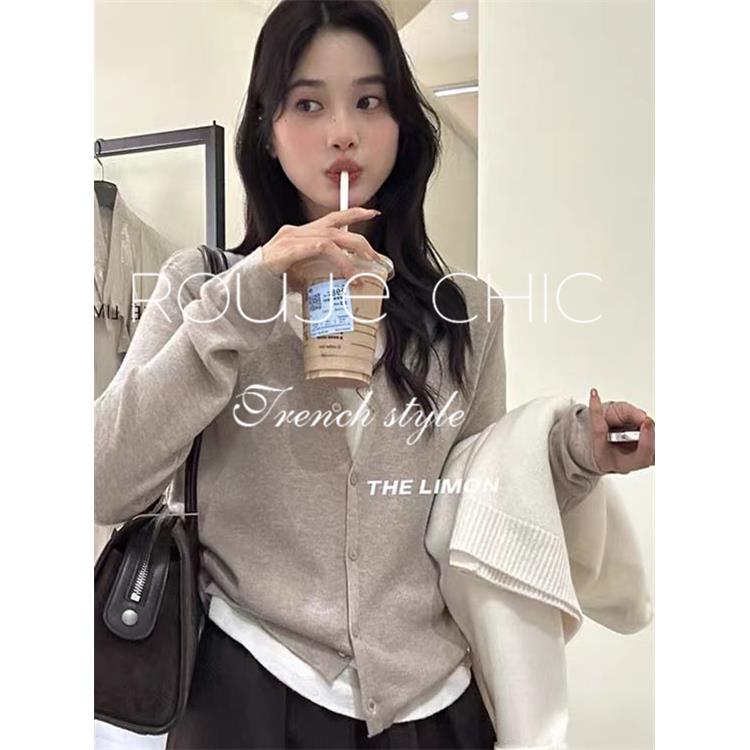 法国rouje chic秋季法式燕麦色设计感撞色假两件长袖针织衫毛衣女