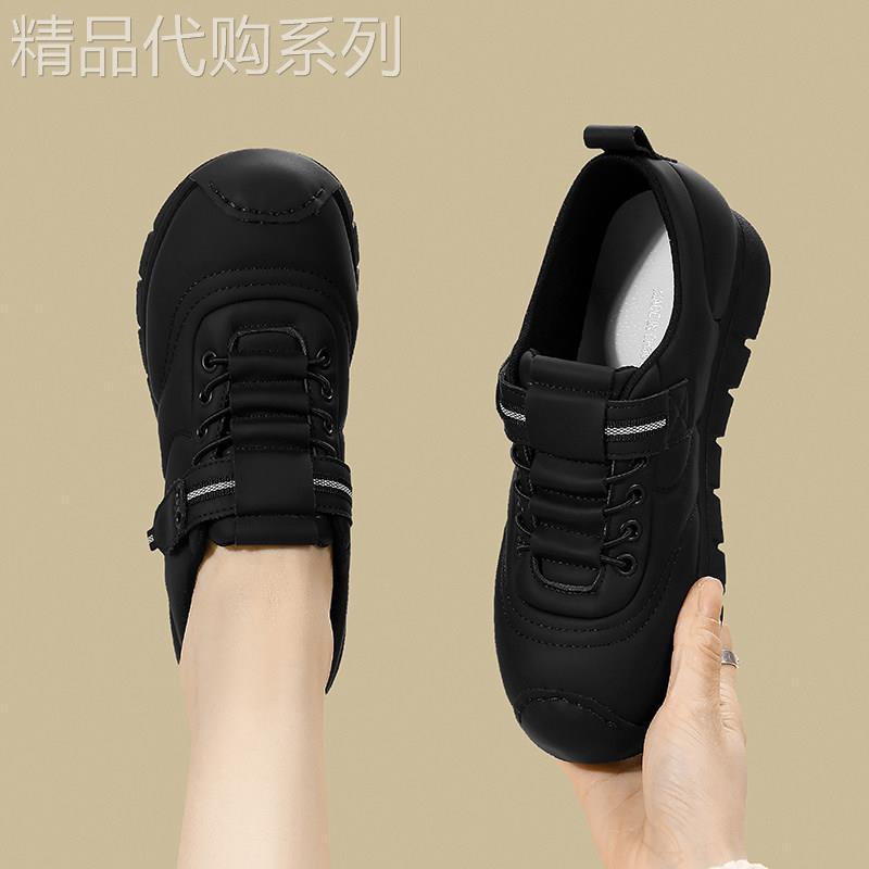 超轻便软底运动鞋女款2026新款春秋季百搭黑色真皮平底休闲跑步鞋