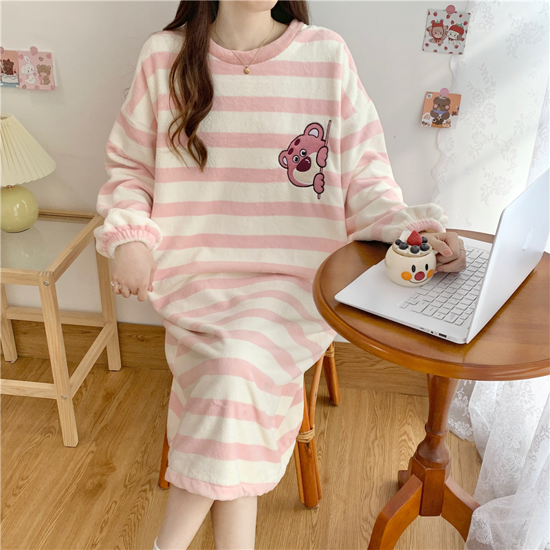 珊瑚绒睡衣女款秋冬季加厚绒大码