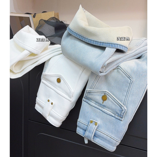 小众翻盖口袋~浅色加绒微喇叭牛仔裤女冬季新款高腰修身显瘦裤子