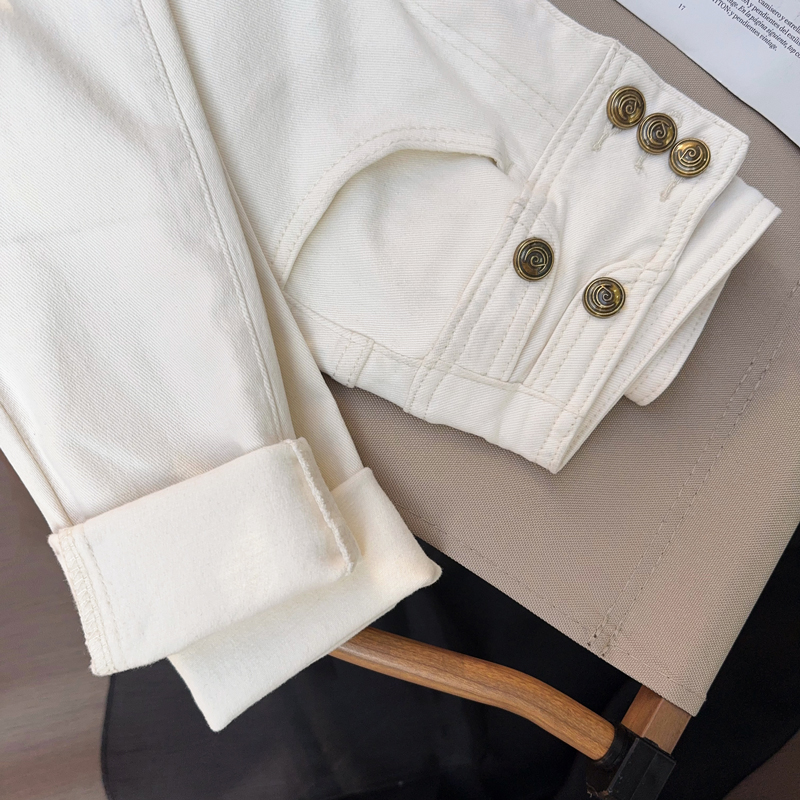 三粒扣高腰杏色加绒牛仔裤长裤