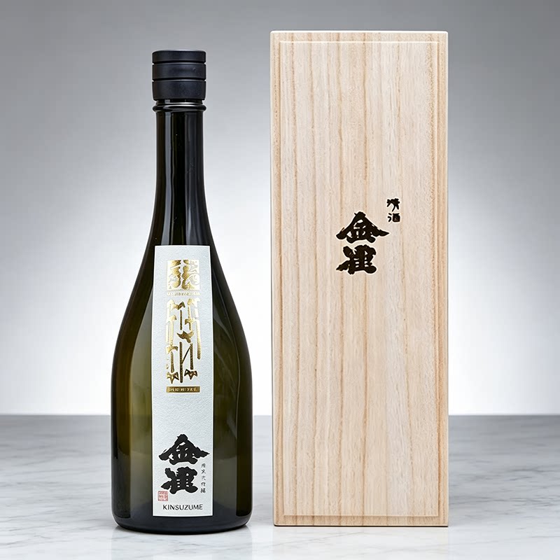 【冷库储存】尊贵 金雀飞翔纯米大吟酿清酒白金720ml日本原装进口