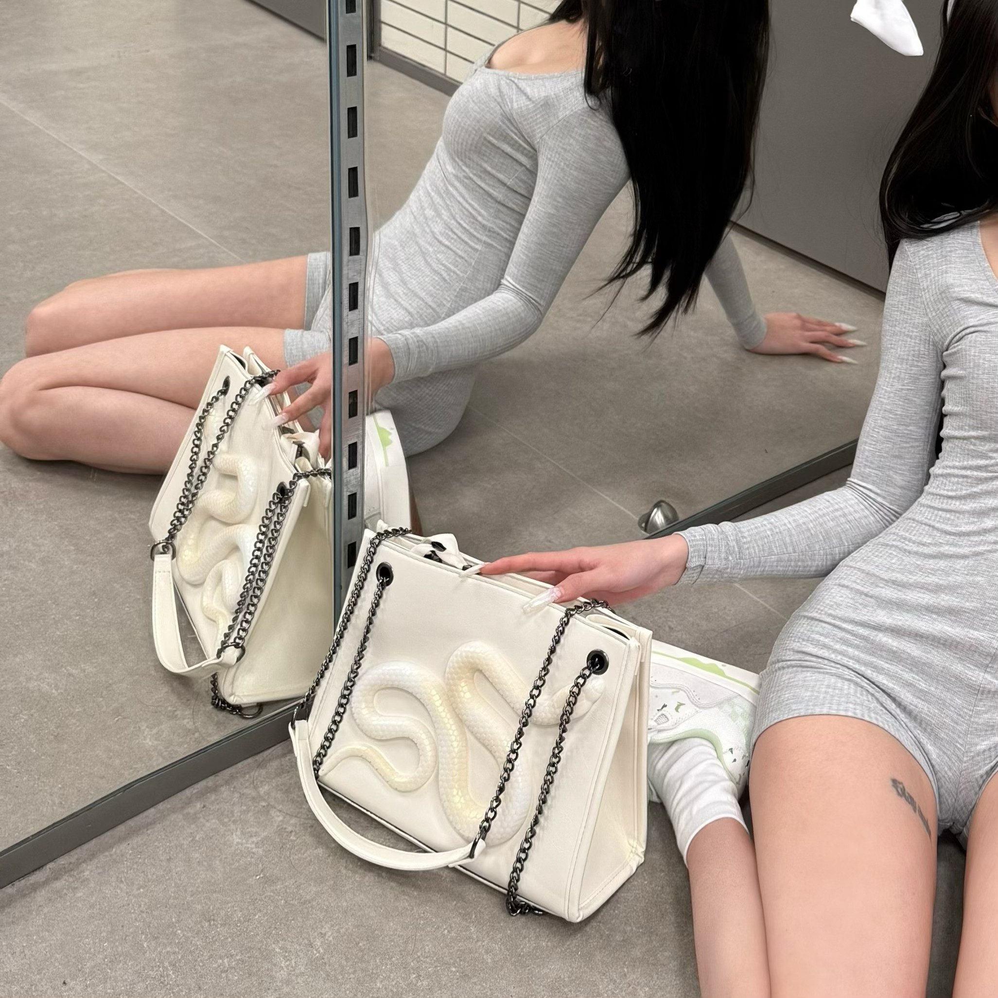 头层牛皮链条托特包 两用包 流通用款女包