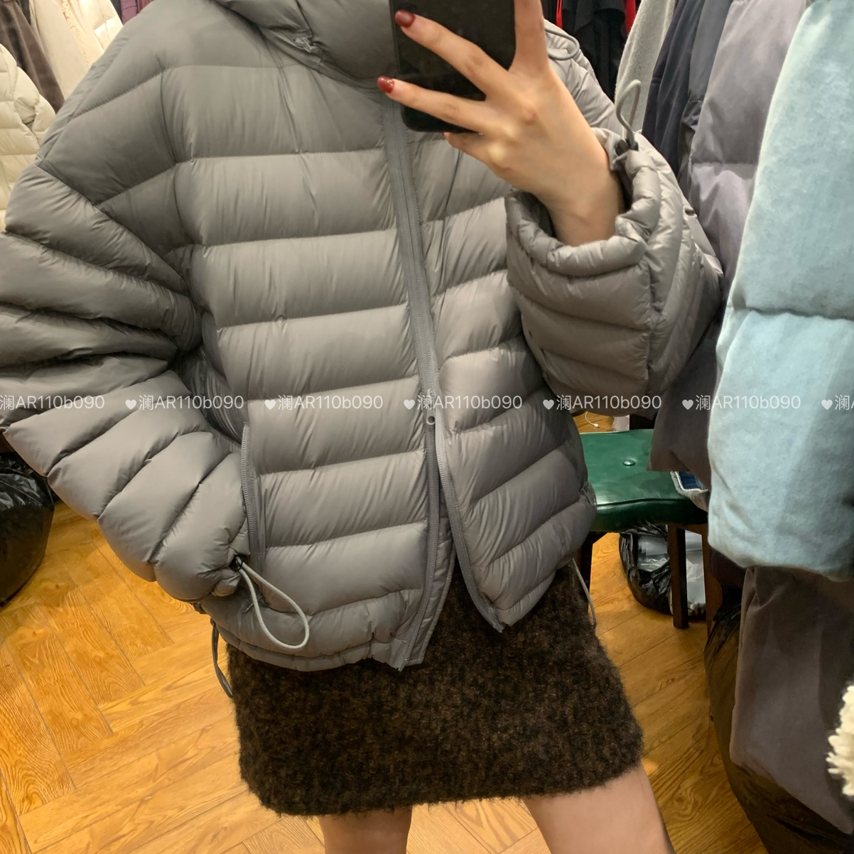 多多设计感时尚百搭休闲显瘦保暖羽绒服外套(配可拆卸帽子)Y8818