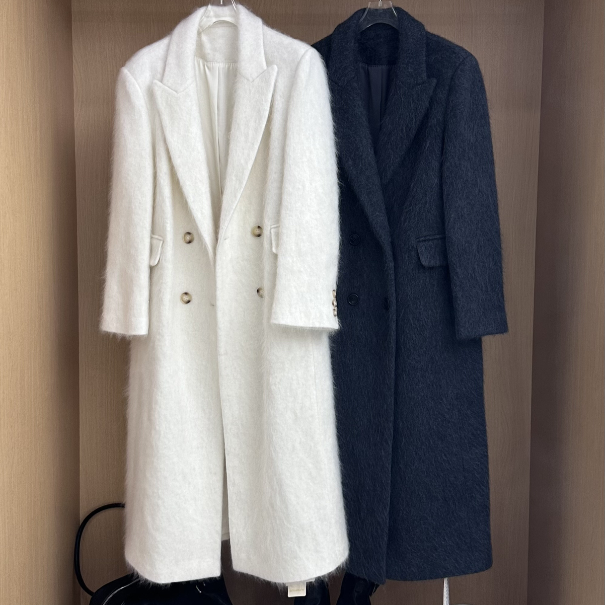 多多小众设计衣纯色简约后开衩羊毛外套（含90澳毛）PY多YM368599