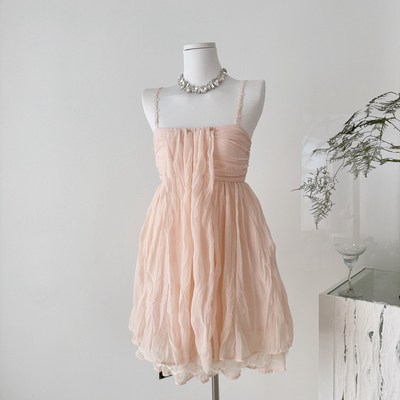 多多新famouswang夏季新款中古感气质抹胸蕾丝拼接褶皱连衣裙732