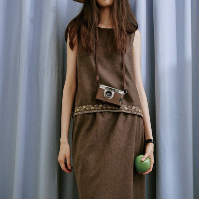 多多店刺绣背心上衣+半身裙两件套套装(不含包包多相机)YS3-多X31