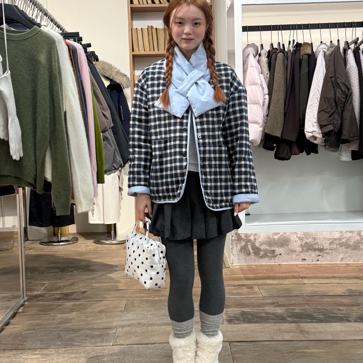 多多店服上衣（配羽绒围脖）羽绒服(配羽绒围脖)(含90白鸭绒)sj03