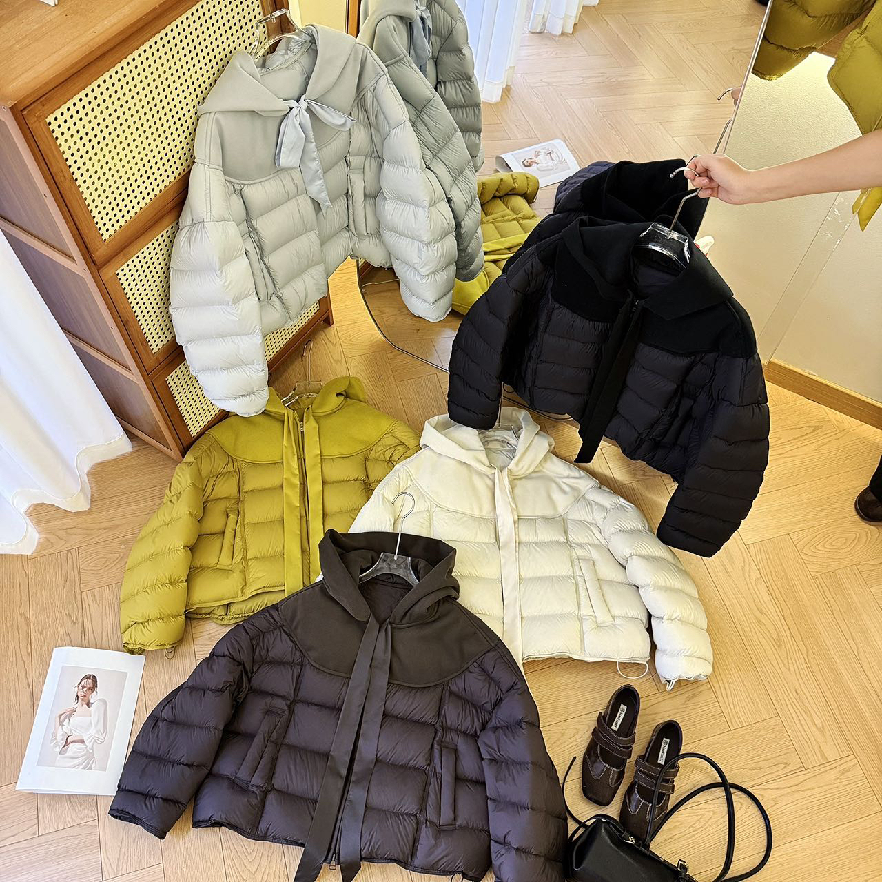 多多小众款韩系轻薄羽绒服泡芙羽绒服羽绒服(含90白鸭绒)7786ML