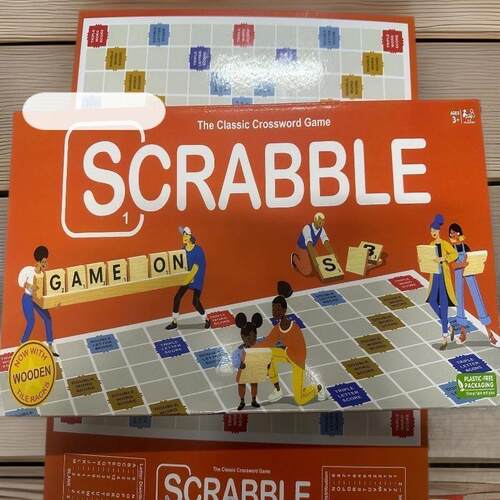 跨境热销SCRABBLE棋盘字母匹配益智家庭聚会游戏亲自互动桌面游戏