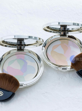 现货｜日本NOEVIR诺薇雅精纯花瓣蜜粉饼11g高光饼提亮粉饼