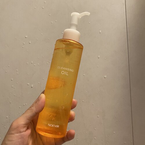 日本诺薇雅卸妆油水油质地不闷豆
