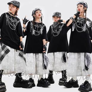 街舞儿童潮服男童嘻哈黑白链子套装hiphop女童架子鼓酷帅演出服装