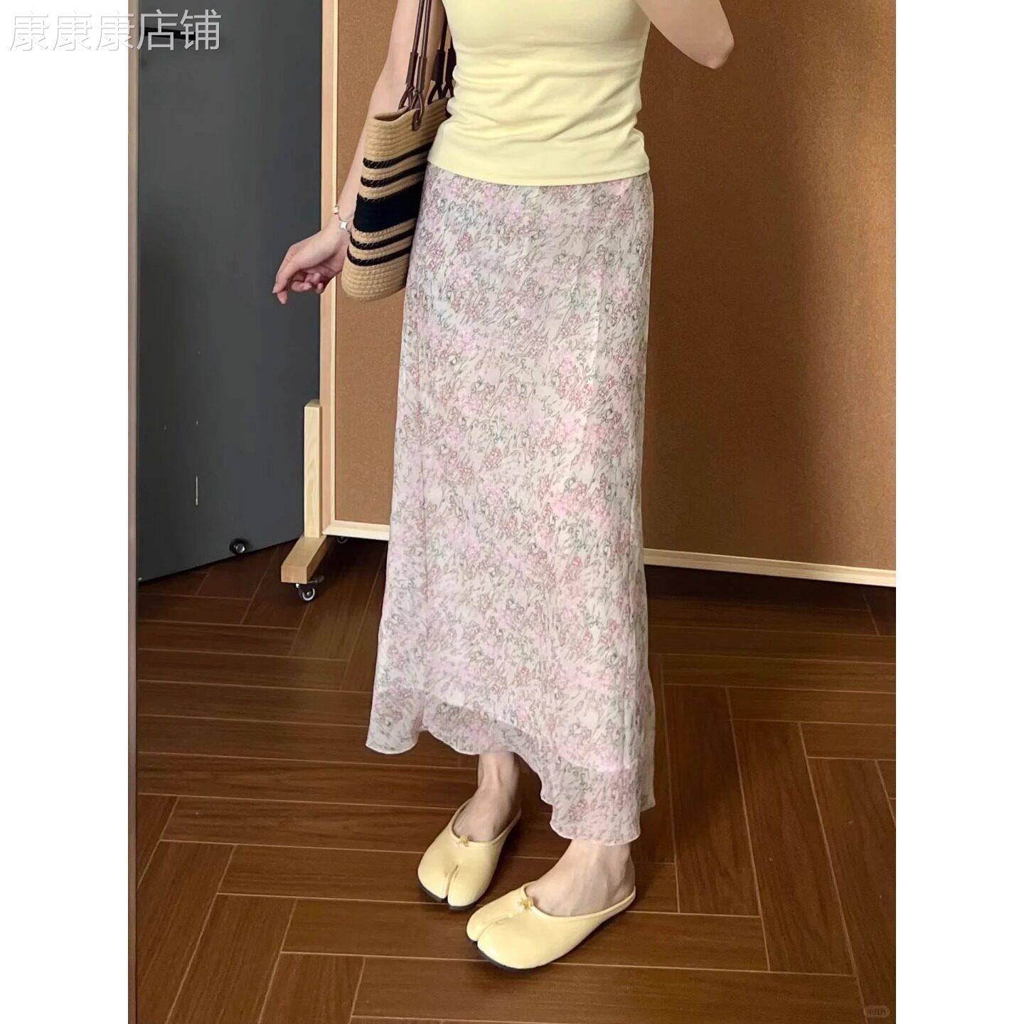 碎花半身裙女夏季薄2026新款文艺复古直筒显瘦垂感A字包臀鱼尾裙