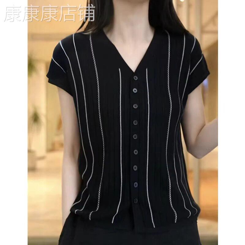 冰丝短袖t恤女夏季薄款2026新款韩版宽松洋气减龄V领针织开衫上衣