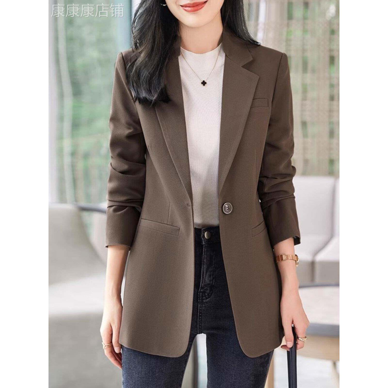 咖色西装外套女春秋季2025年新款休闲大码女士修身小西服上衣秋装