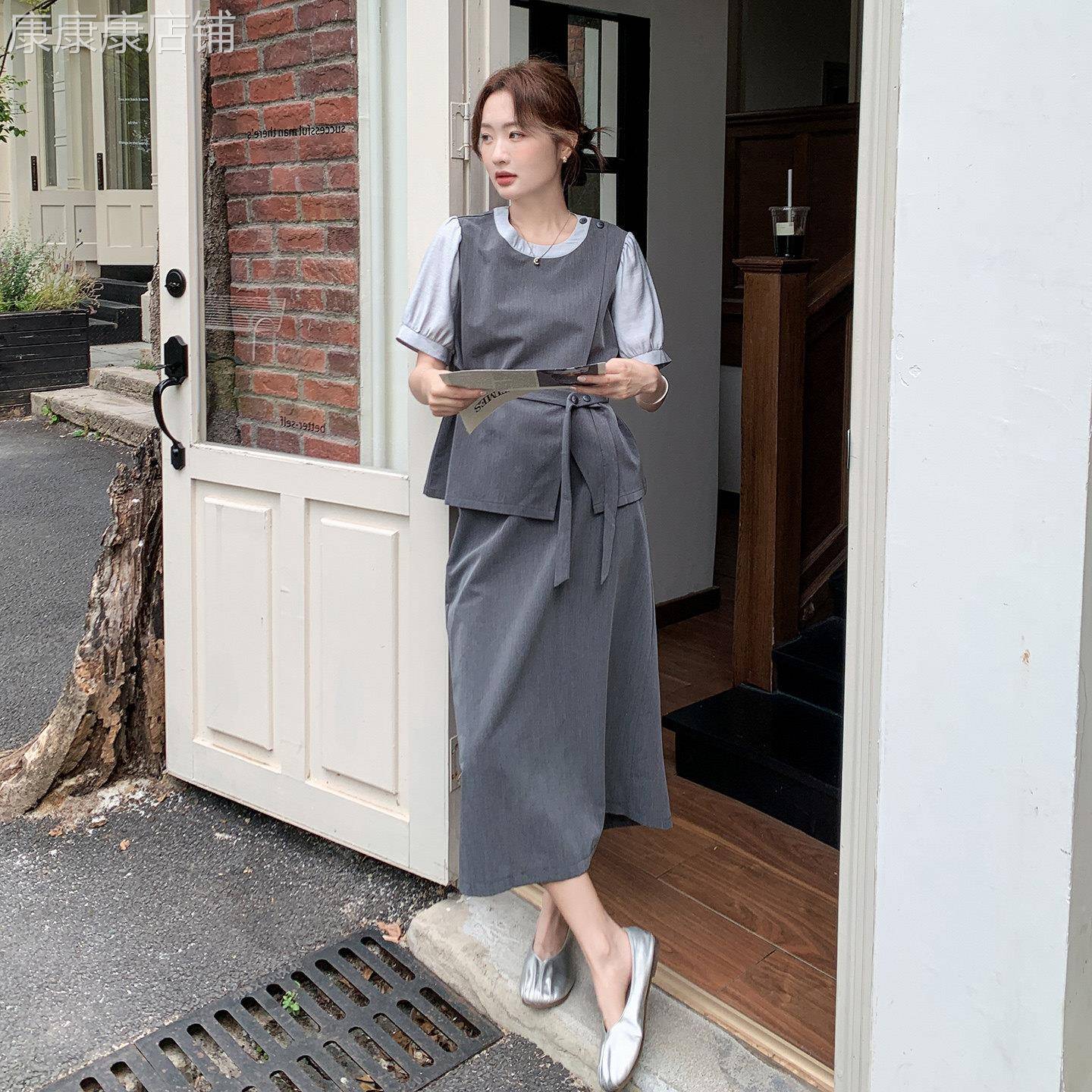 韩系chic高级感套装裙女2026夏季撞色假两件收腰上衣半身裙两件套