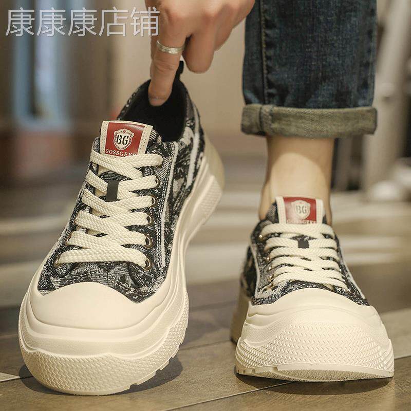 潮牌韩版潮流运动轻便厚底增高帆布鞋男士时尚百搭休闲低帮滑板鞋