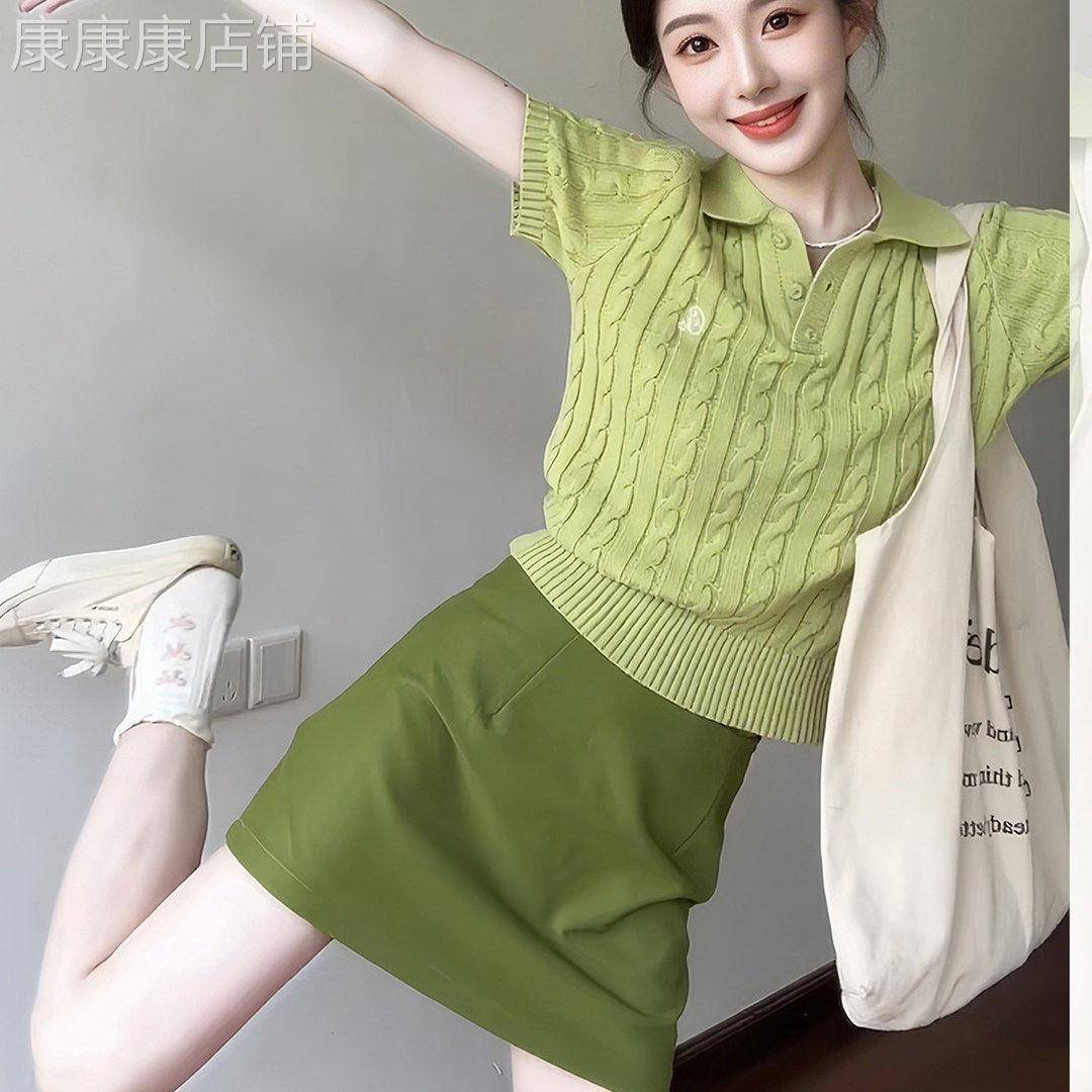 夏季套装女薄款2026新款冰丝正肩短袖t恤半身短裙休闲时尚两件套