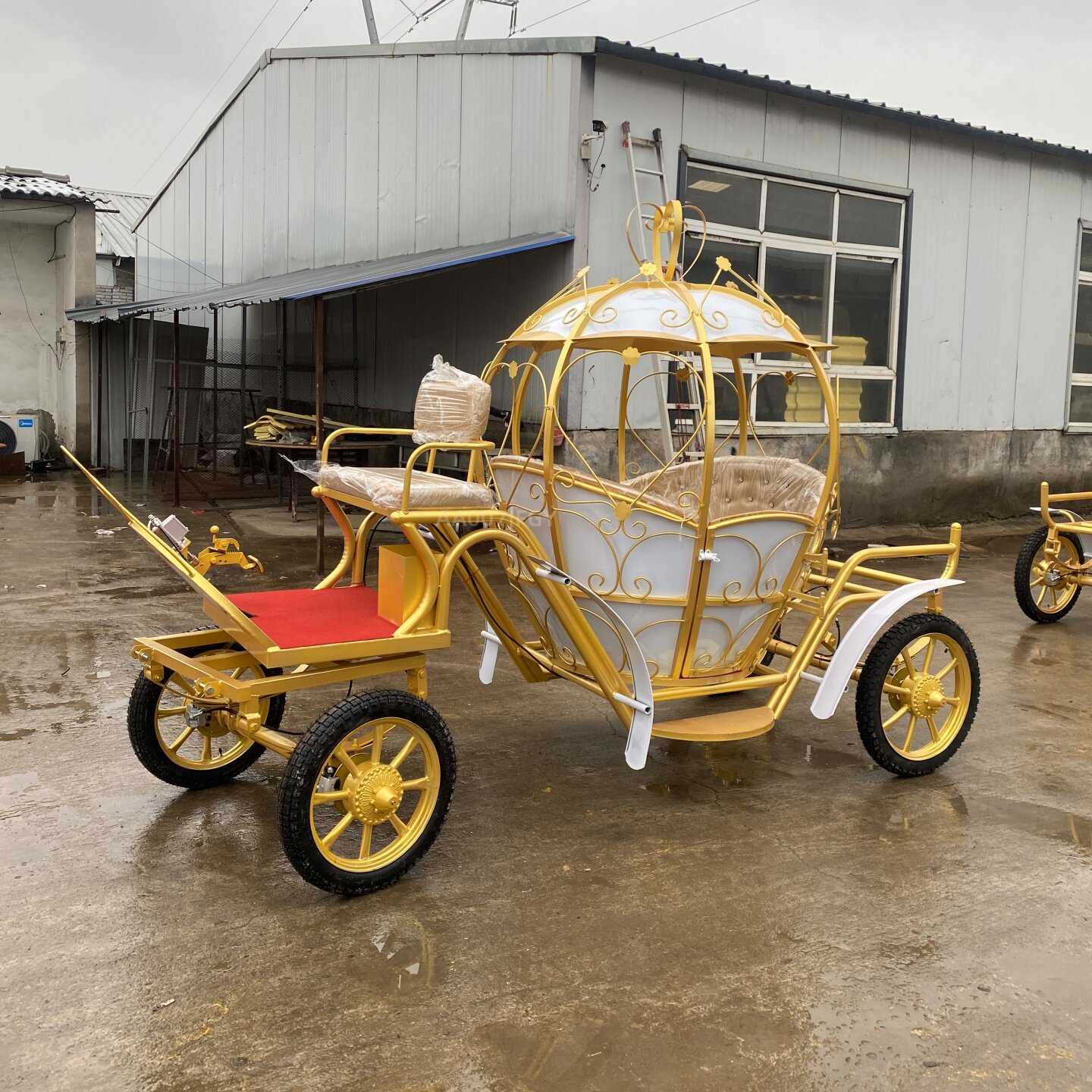 铁艺南瓜公主儿童矮马车摆件景区观光户外万圣节巡游道具厂家直销